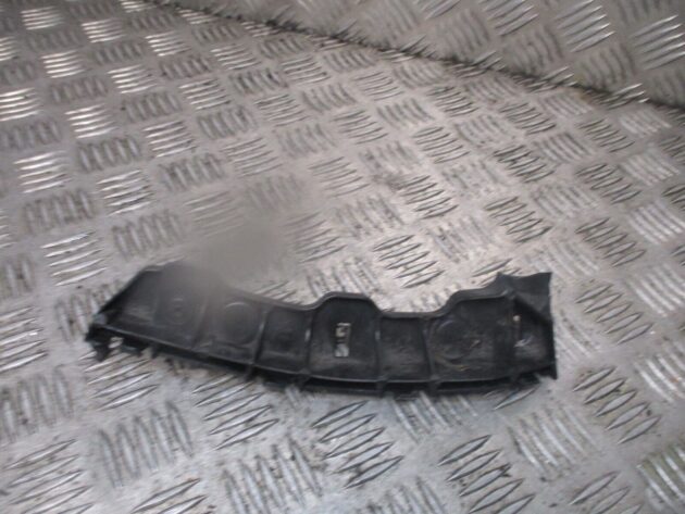 2018 GENUNE SEAT ALHAMBRA 7N FRONT RIGHT DRIVER SIDE WING BRACKET 7N0807184A