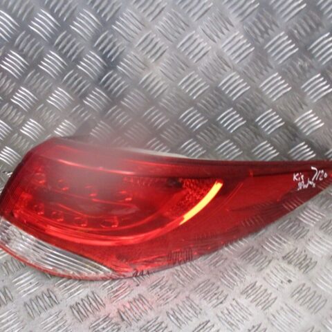 2013 GENUINE HYUNDAI IX35 REAR RIGHT DRIVER SIDE BODY OUTER LIGHT LAMP 924022Y0