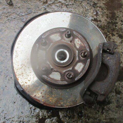 2014 GENUINE TOYOTA AURIS 1.4 TDI DIESEL FRONT RIGHT DRIVER SIDE HUB OSF