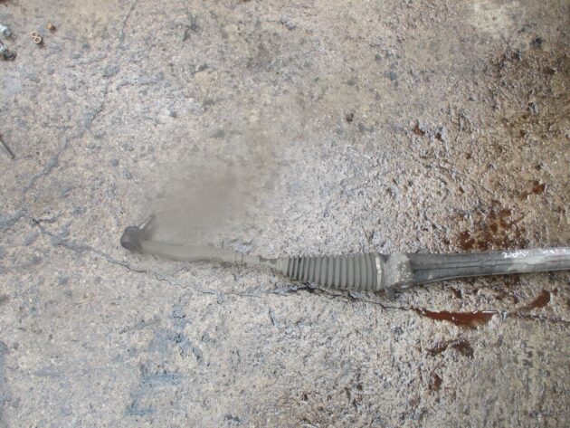 2014 GENUINE TOYOTA AURIS 1.4 TDI DIESEL POWER STEERING RACK 4551002300 - Image 8