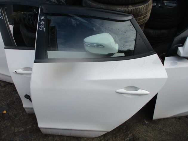 2013 GENUINE HYUNDAI IX35 REAR LEFT PASSENGER SIDE BARE SHELL DOOR NSR - Image 2