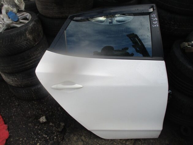 2013 GENUINE HYUNDAI IX35 REAR RIGHT DRIVER SIDE BARE SHELL DOOR OSR - Image 2