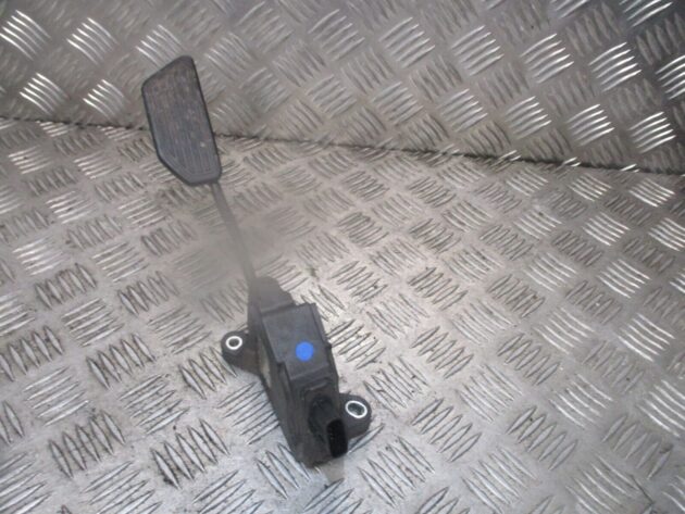 2014 GENUINE TOYOTA AURIS ACCELERATOR THROTTLE PEDAL 7811002140