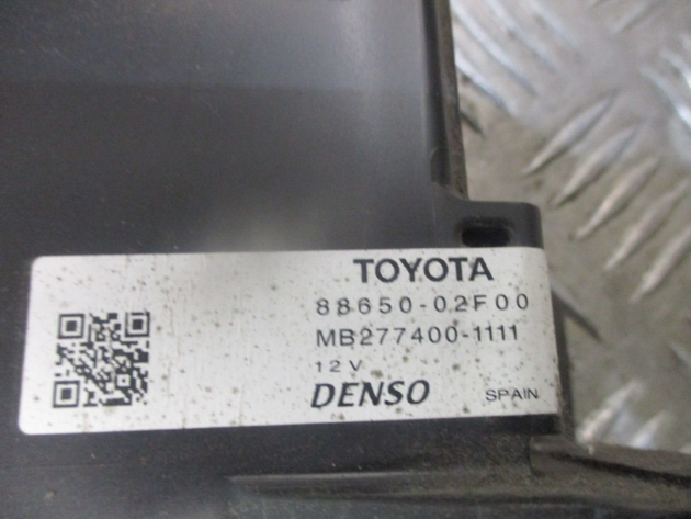 2013 GENUINE TOYOTA AURIS CLIMATE CONTROL MODULE 88650-02F00 - Image 2