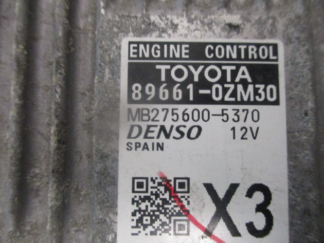 2013 GENUINE TOYOTA AURIS ENGINE ECU CONTROL UNIT MODULE 89661-0ZM30 - Image 2