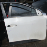 2015 GENUINE HYUNDAI IX35 FRONT RIGHT DRIVER SIDE BARE SHELL DOOR
