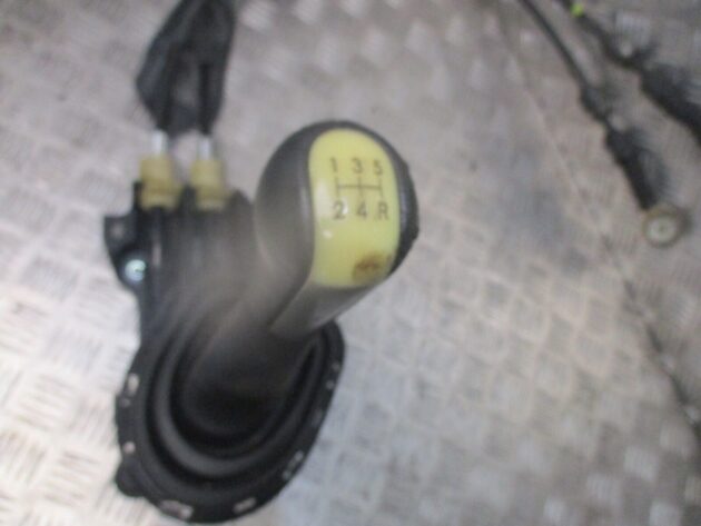 2006 GENUINE TOYOTA YARIS 5 SPEED GEAR SELECTOR LINKAGE - Image 2