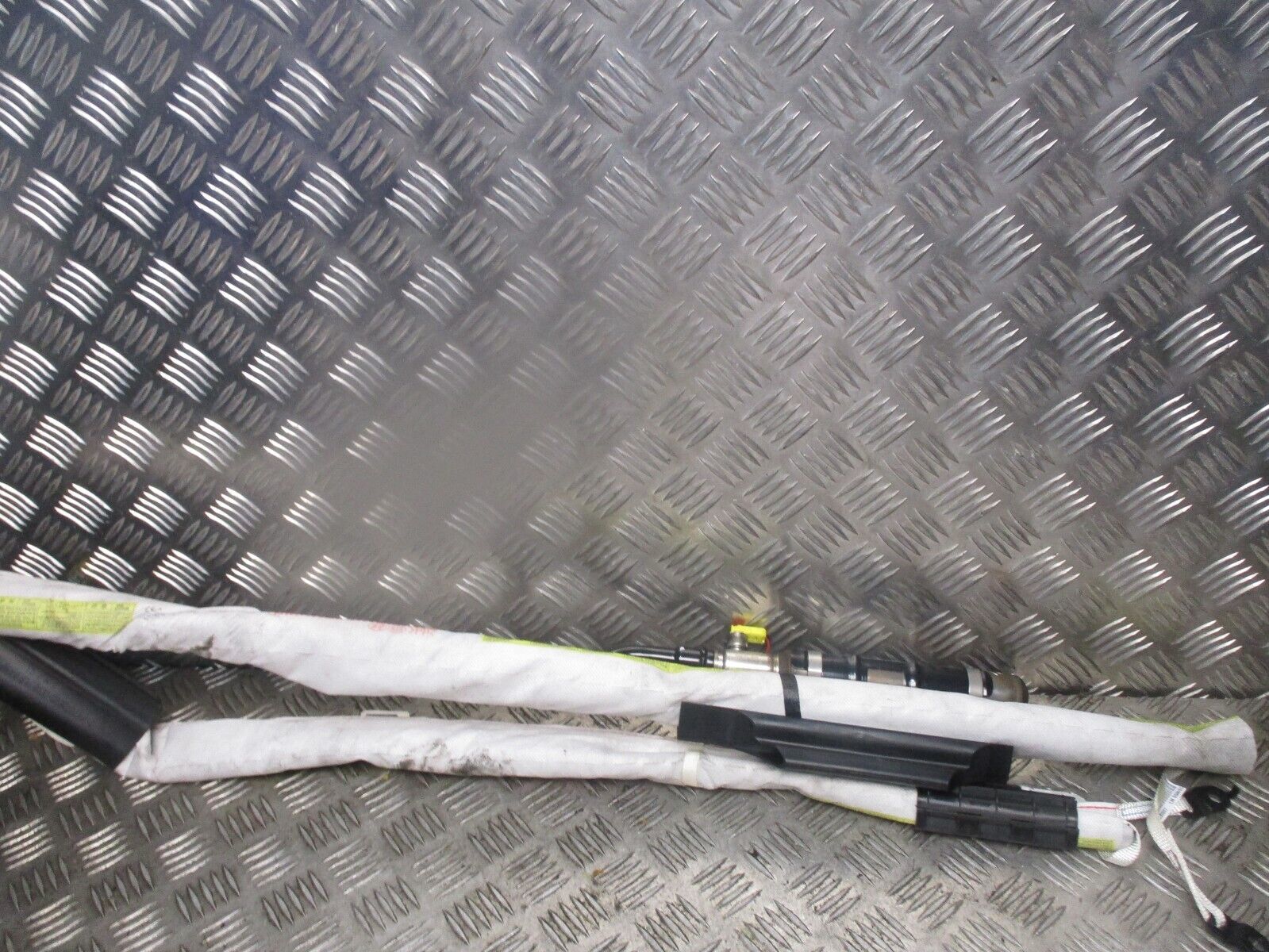 2013 GENUINE HYUNDAI IX35 FRONT RIGHT DRIVER SIDE CURTAIN ROOF BAG 850202Y000