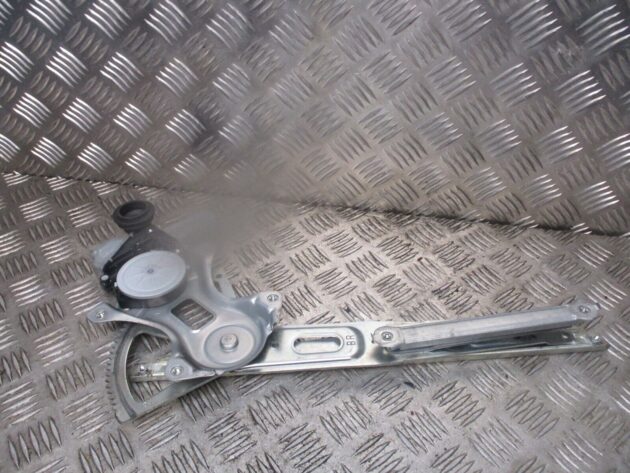 2012 GENUINE TOYOTA PRIUS REAR RIGHT DRIVER SIDE WINDOW REGULATER 8571047120 - Image 2