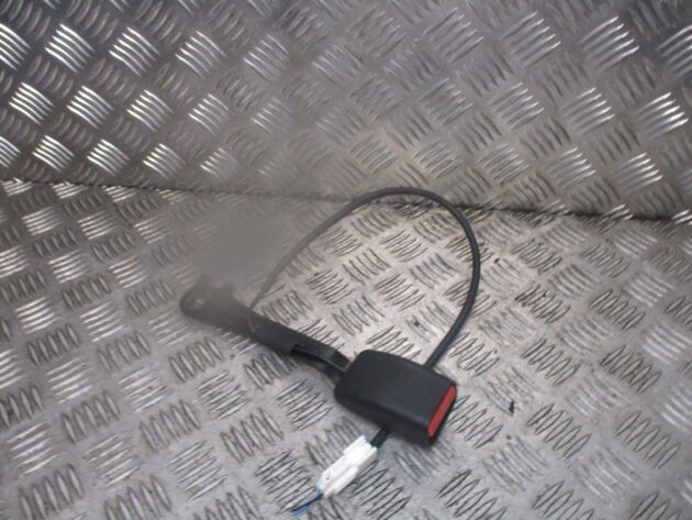 2013 GENUINE HYUNDAI IX35 FRONT LEFT PASSENGER SIDE SEAT BELT BUCKLE - Image 2