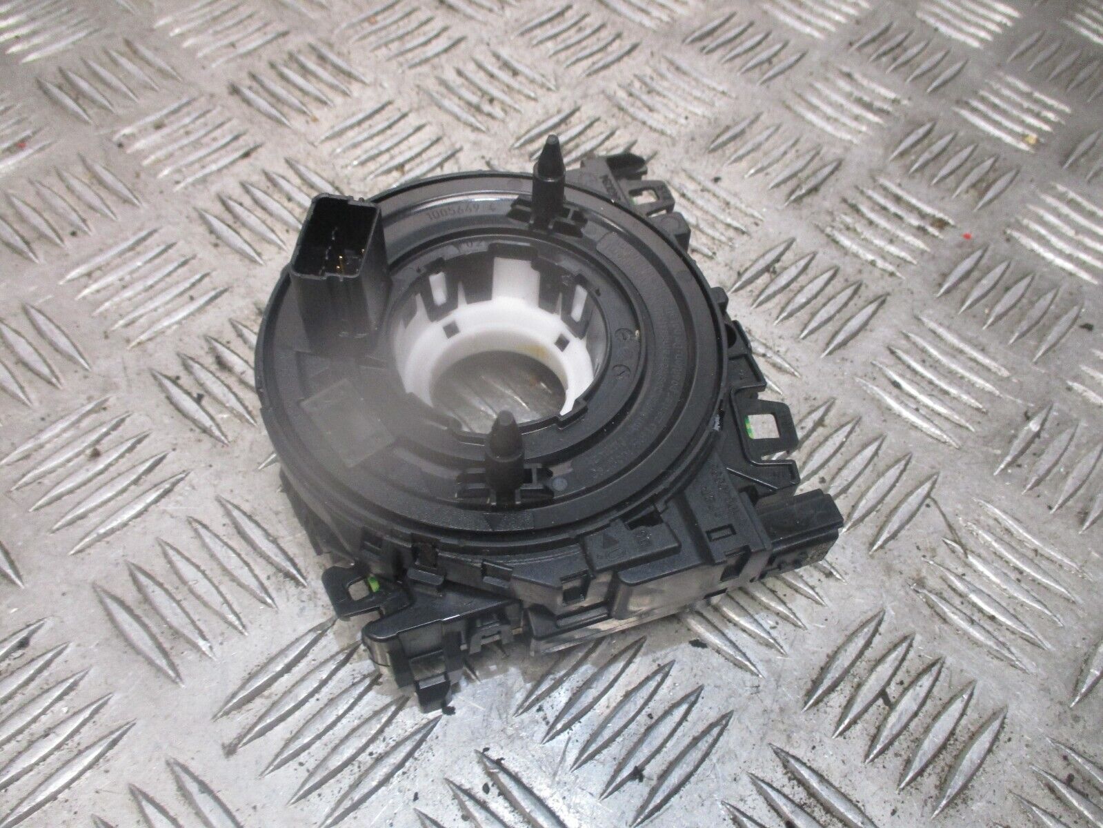 2016 AUDI A3 8V SLIP RING CLOCK SPRING SQUIB 5Q0953549E