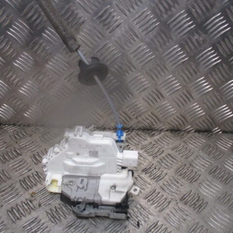 2017 GENUINE AUDI A3 FRONT RIGHT DRIVER SIDE DOOR LOCK MECHANISM 8X2837016B