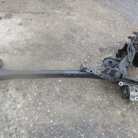 2017 GENUINE VAUXHALL ASTRA 1.6 DIESEL REAR AXLE