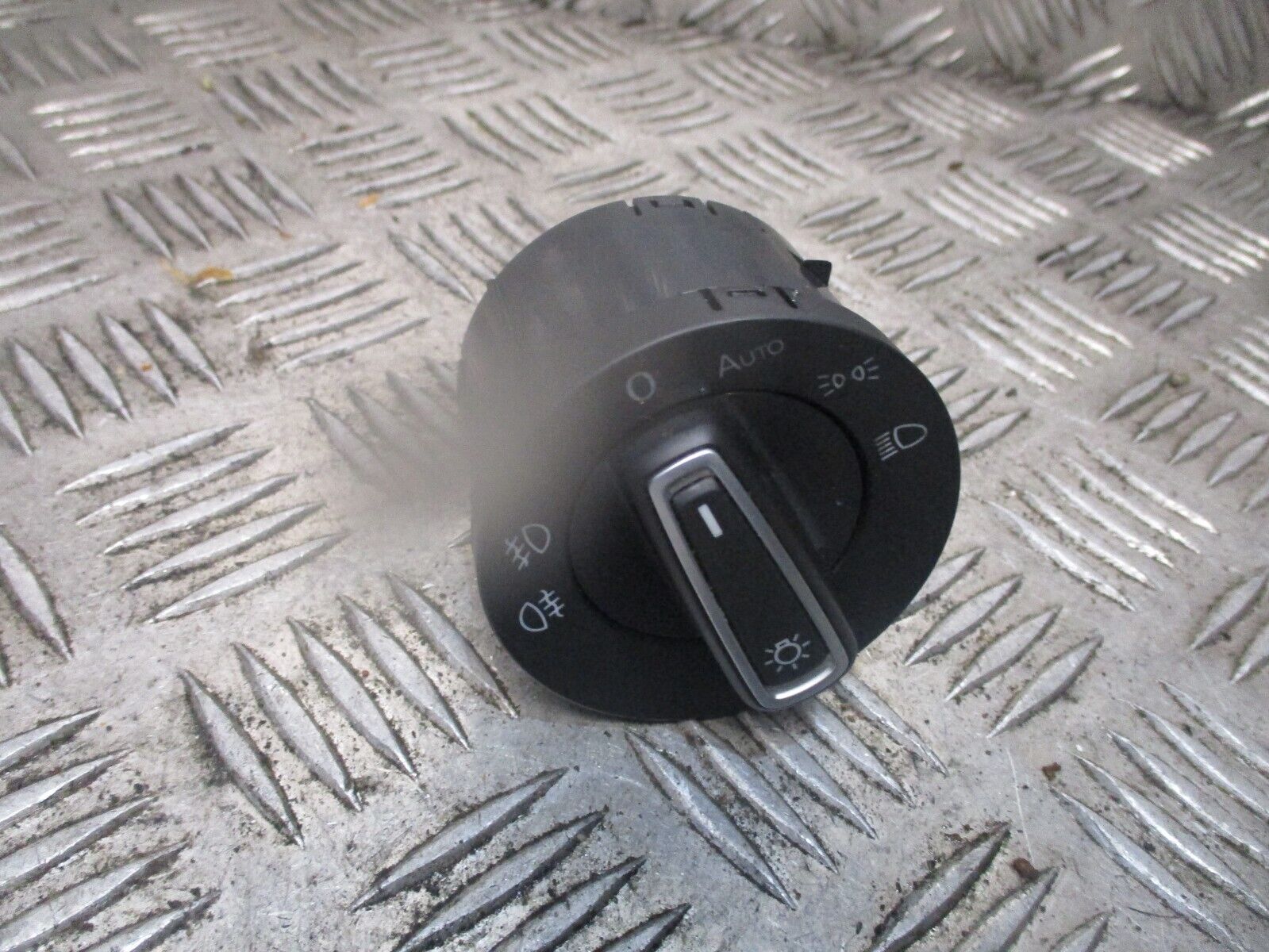 2015 GENUINE VW GOLF MK7 FRONT HEADLIGHT ADJUSTER CONTROL SWITCH 5G0941431BD