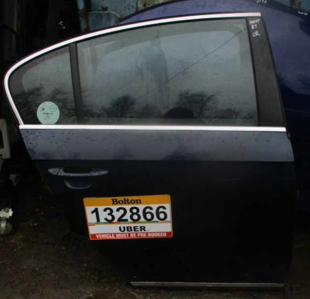 2014 GENUINE VW PASSAT B7 SALOON REAR RIGHT DRIVER SIDE BARE SHELL DOOR - Image 2