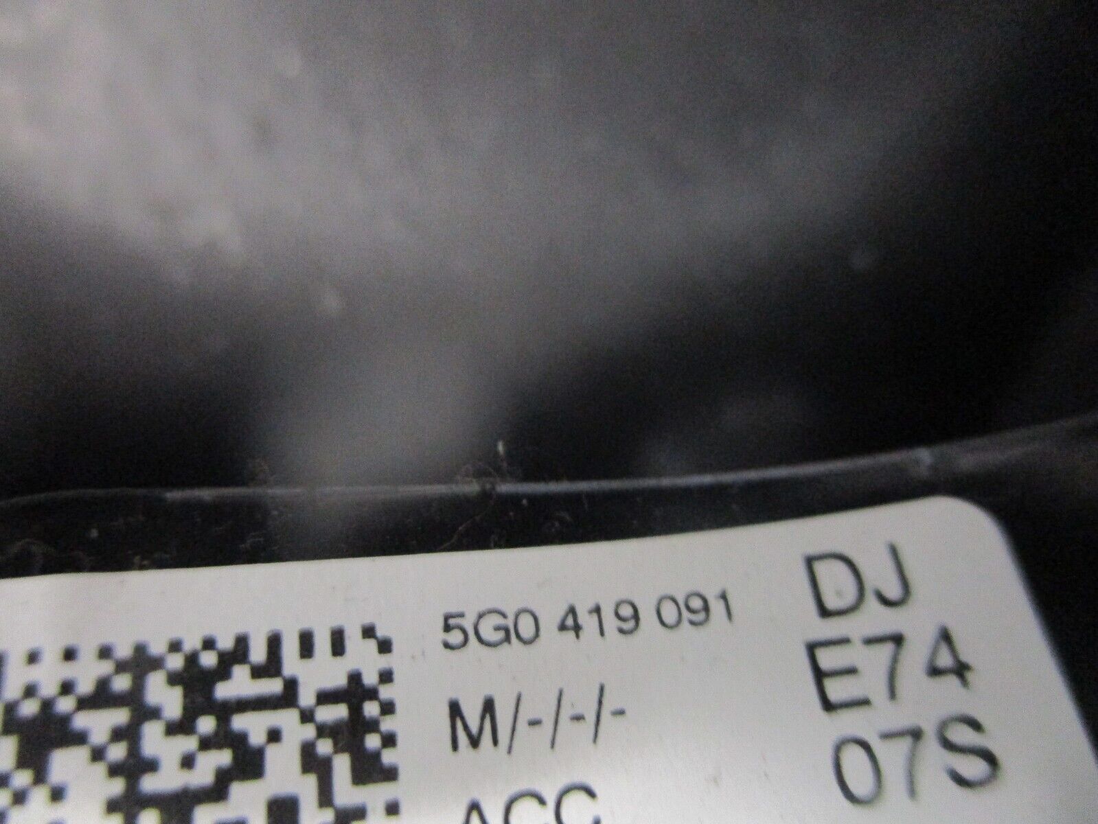 2015 GENUINE VW GOLF MK7 DRIVER SIDE MULTIFUNCTION STEERING WHEEL 5G0419091DJ - Image 4