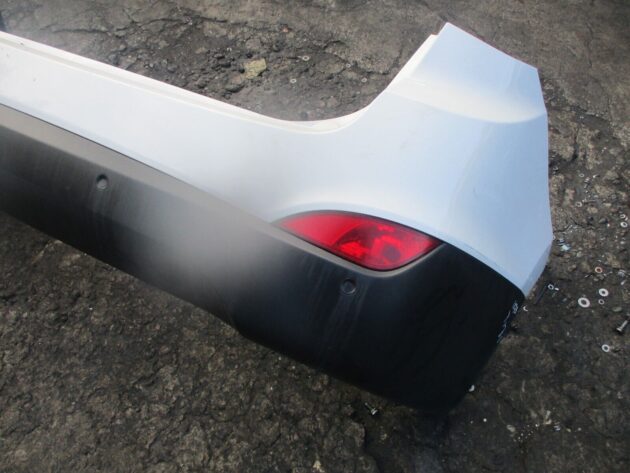 2013 GENUINE HYUNDAI IX35 REAR COMPLETE BUMPER WITH SENSOR - Image 3