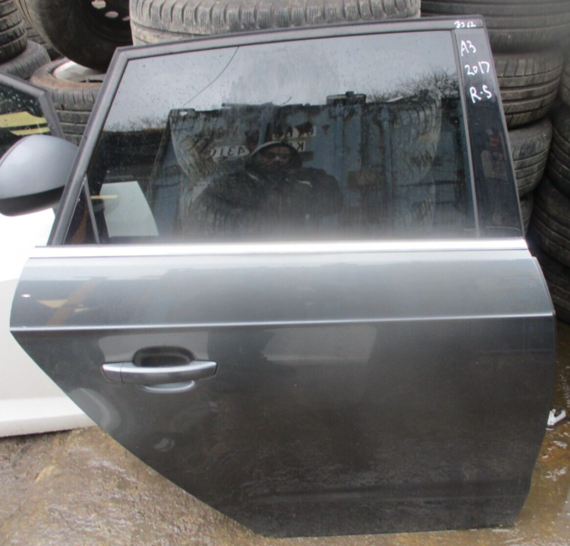 2017 GENUINE AUDI A3 8V HATCHBACK REAR RIGHT DRIVER SIDE BARE SHELL DOOR