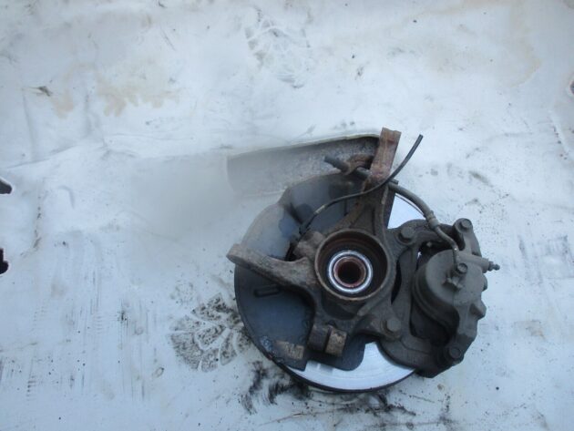 2013 GENUINE HYUNDAI IX35 1.7TDI DIESEL FRONT LEFT PASSENGER SIDE WHEEL HUB NSF - Image 3
