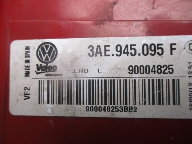 2014 VW PASSAT B7 SALOON REAR LEFT PASSENGER SIDE TAILLIGHT LAMP 3AE945095F - Image 3