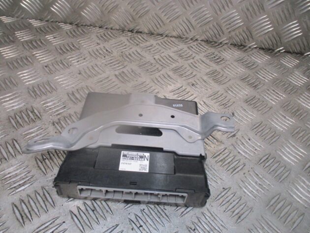 2014 GENUINE TOYOTA AURIS POWER MANAGMENT CONTROL MODULE UNIT 8968102040 - Image 3