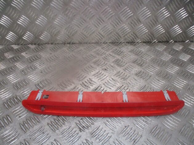 2012 GENUINE VW GOLF MK6 REAR THIRD BREAK LIGHT LAMP 5K0945087B - Image 2