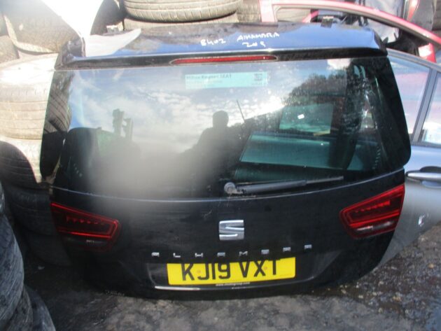 2018 GENUINE SEAT ALHAMBRA REAR BACK TAILGATE BOOTLID BREAKING SPARES PARTS - Image 3