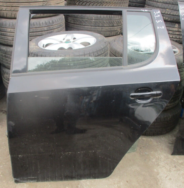 2012 GENUINE SKODA FABIA REAR LEFT PASSENGER SIDE BARE SHELL DOOR NSR