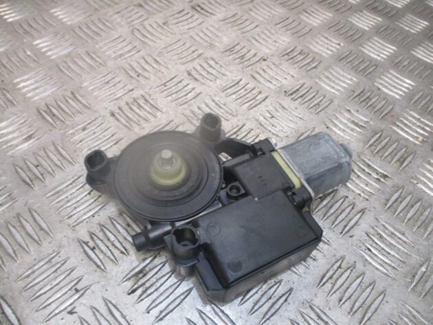 2011 GENUINE VW POLO 6R REAR LEFT PASSENGER SIDE WINDOW MOTOR 6R0959811F