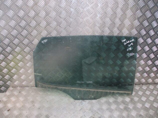 2015 GENUINE SEAT LEON HATCHBACK REAR RIGHT DRIVER SIDE DOOR WINDOW GLASS - Image 3