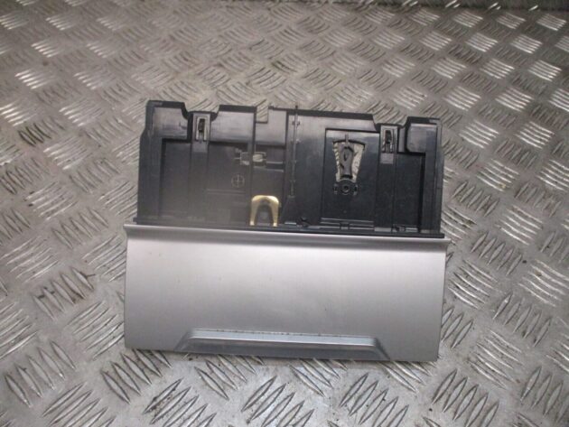 2015 GENUINE VW PASSAT B8 STORAGE COMPARTMENT CENTRE CONSOLE 3G2863284