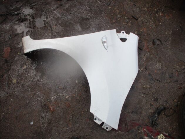 2018 GENUINE KIA PICANTO FRONT RIGHT DRIVER SIDE WING FENDER OSF - Image 2