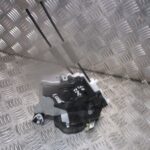 2021 GENUINE TOYOTA YARIS FRONT RIGHT DRIVER SIDE DOOR LOCK MECHANISM OSF