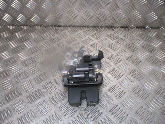 2015 GENUINE AUDI A1 REAR TAILGATE BOOTLID LOCK MECHANISM 8R0827505A