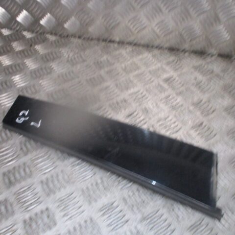 2019 GENUINE AUDI Q2 REAR LEFT PASSENGER SIDE DOOR B PILLAR TRIM 81A839901