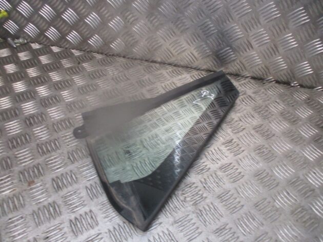 2019 GENUINE AUDI Q2 REAR LEFT PASSENGER SIDE QUARTER GLASS 81A845213D - Image 2