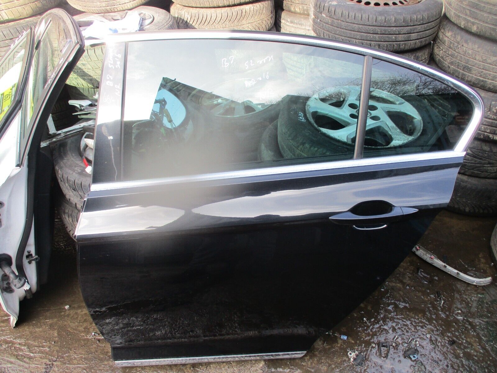 2015 VW PASSAT B8 SALOON REAR LEFT PASSENEGER SIDE BARE SHELL DOOR NSR - Image 2