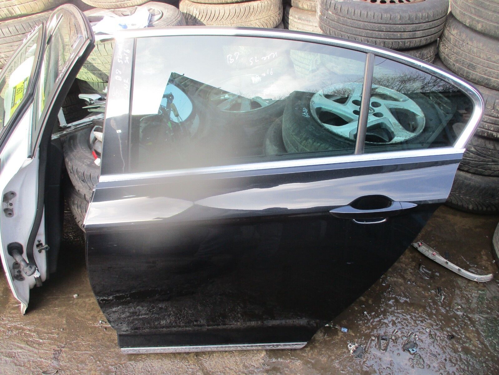 2015 VW PASSAT B8 SALOON REAR LEFT PASSENEGER SIDE BARE SHELL DOOR NSR - Image 3