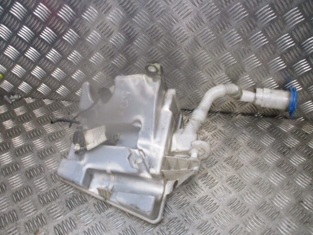 2015 GENUINE AUDI A1 8X FRONT WINDSCREEN WASHER BOTTLE 6C0955453
