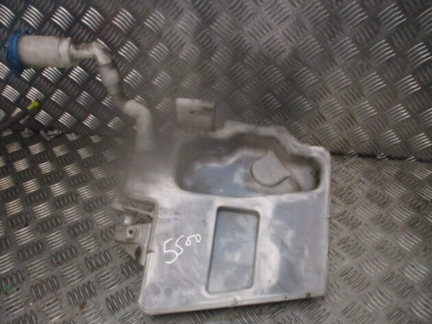 2015 GENUINE AUDI A1 8X FRONT WINDSCREEN WASHER BOTTLE 6C0955453 - Image 3
