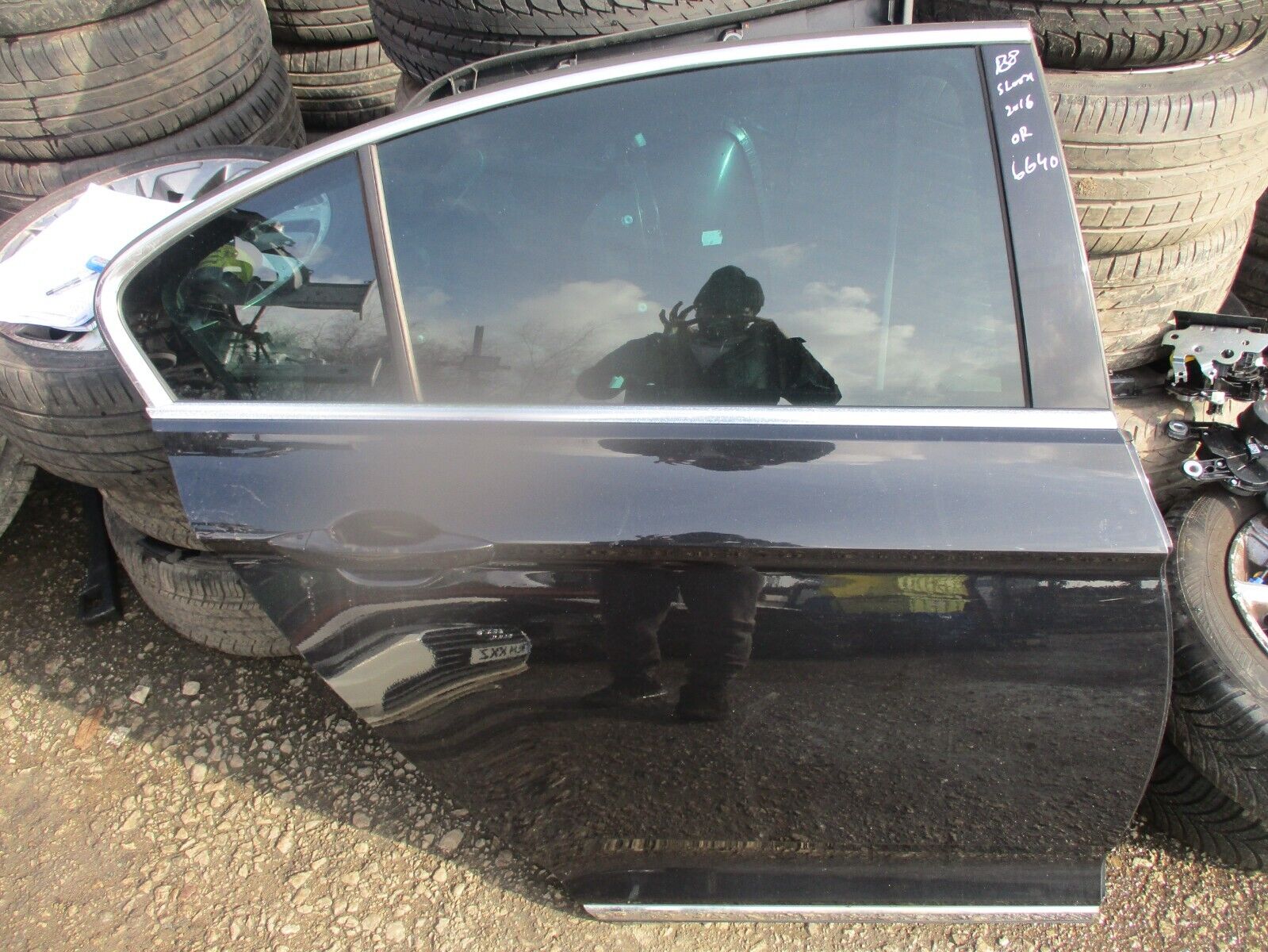 2015 GENUINE VW PASSAT B8 SALOON REAR RIGHT DRIVER SIDE BARE SHELL DOOR OSR - Image 3