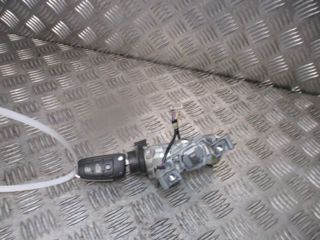 2015 GENUINE AUDI A1 8X IGNTION BARREL & KEY 5K0905865 1K0905851 - Image 2