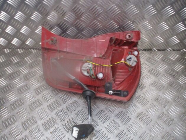 2014 GENUINE KIA PICANTO REAR LEFT PASSENGER SIDE BODY TAILLIGHT LAMP 924011Y0 - Image 3