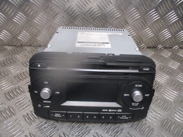 2014 GENUINE KIA PICANTO RADIO STEREO CD PLAYER HEAD UNIT 961701Y201MBS - Image 2