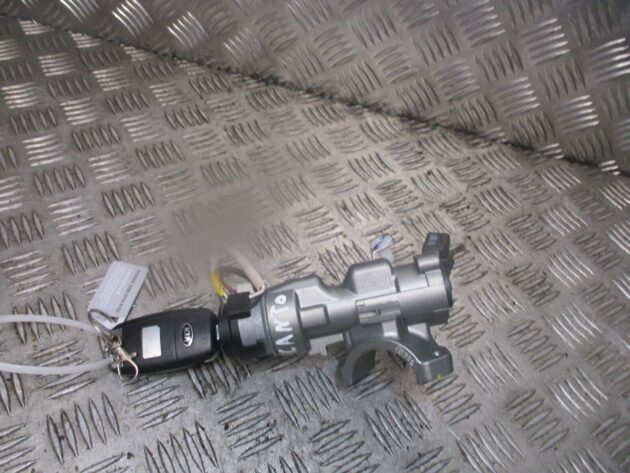 2014 GENUINE KIA PICANTO IGNITION BARREL & KEY - Image 3