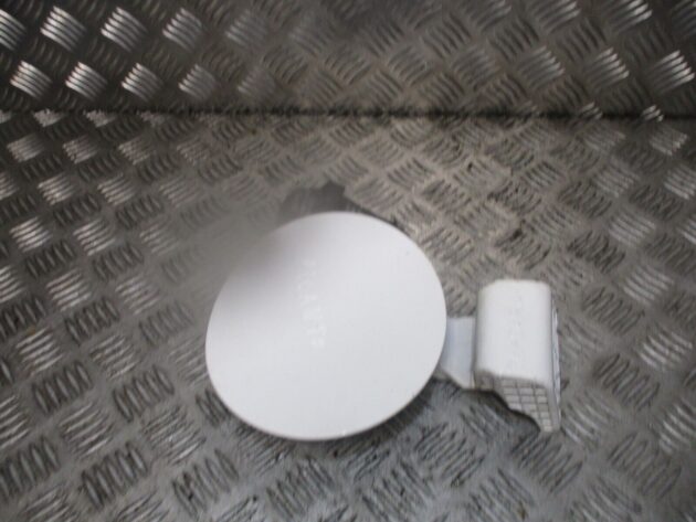 2014 GENUINE KIA PICANTO REAR FUEL FILLER FLAP CAP COVER 695101Y000 - Image 2