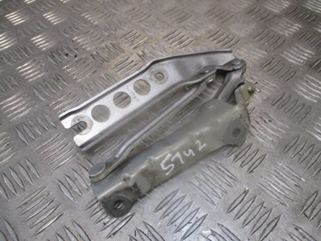 2010 GENUINE SKODA FABIA FRONT RIGHT DRIVER SIDE BONNET HINGE 5J0823302 - Image 2