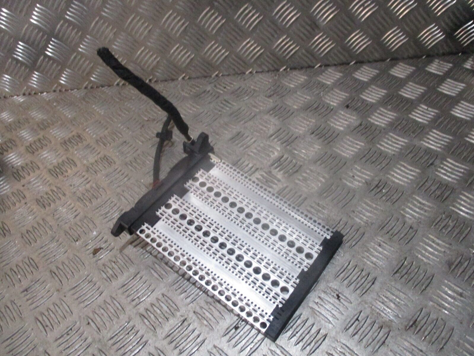 2016 GENUINE SKODA OCTAVIA ELECTRIC HEATER MATRIX 5Q0963235C