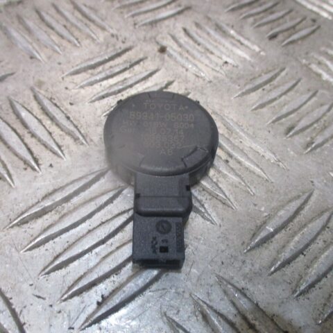 2014 GENUINE TOYOTA AVENSIS FRONT WINDSCREEN RAIN SENSOR 89941-05030