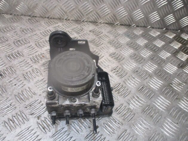 2014 GENUINE AUDI A3 8V ABS PUMP CONTROL MODULE UNIT 3Q0614517F - Image 2